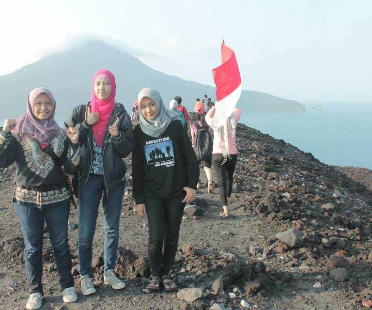 Trip to Krakatoa Volcano
