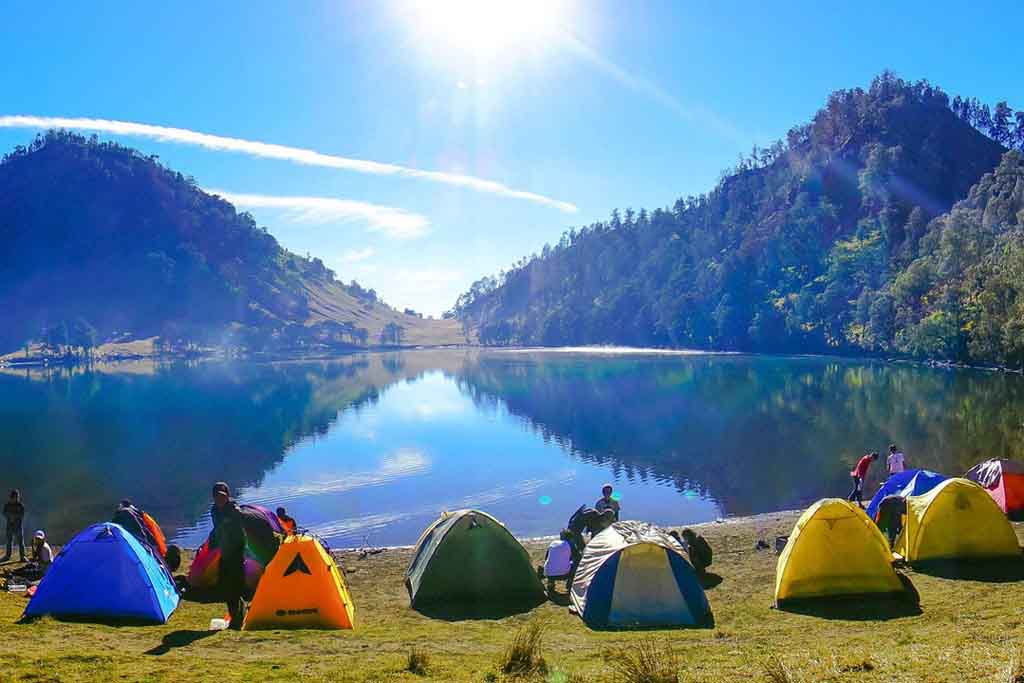 Camping at Ranu Kumbolo - Semeru