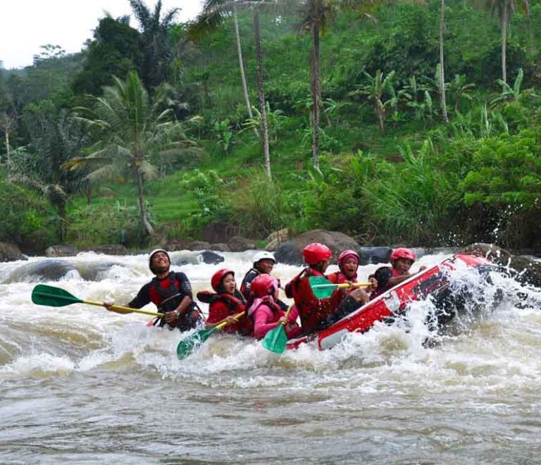 Rafting Adventure at Citarik River