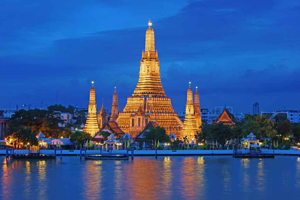 Wat Arun - Bangkok - Thailand