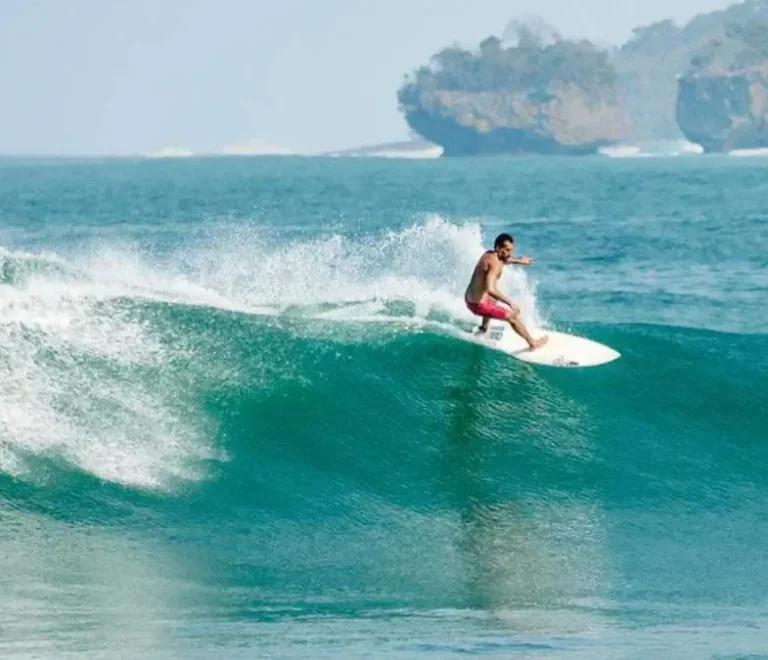 Surfing in Sawarna - West Java