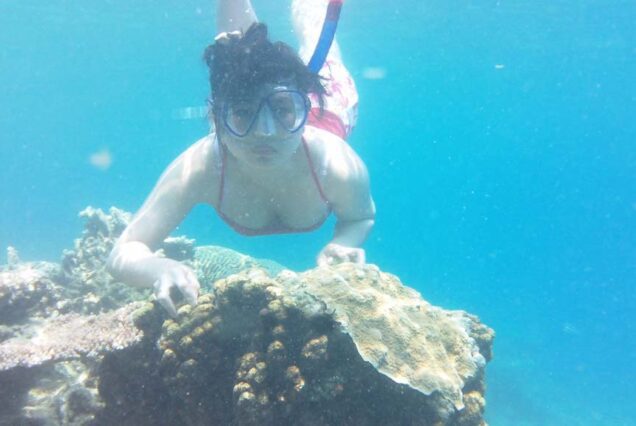 A-girl-is-doing-Snorkeling-at-Tidung-island