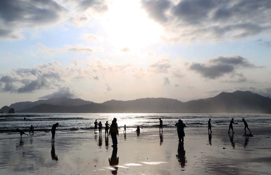 Peoples playing at Red island beach