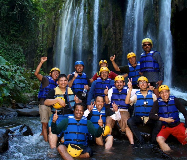Rafting at Pekalen river
