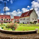Makassar City Tour: Cultural & Culinary Experience
