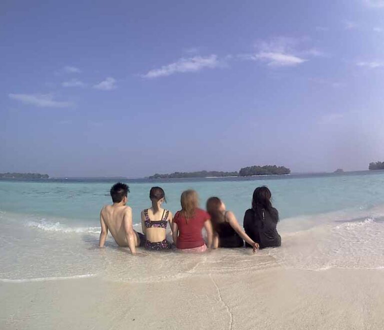 Relaxing at Harapan island - Thousand Islands