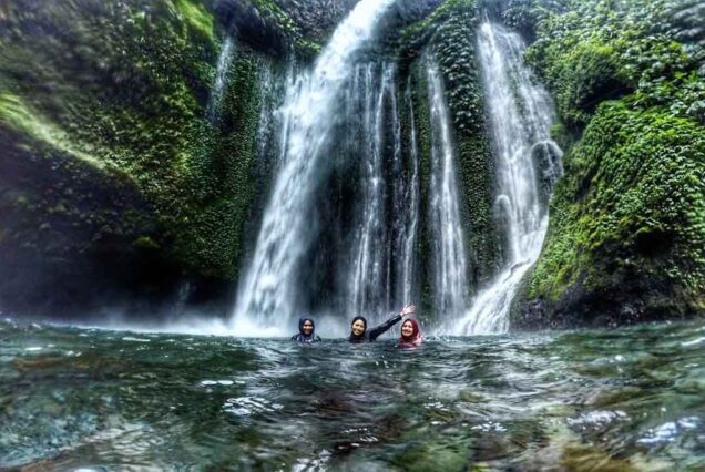 Lombok Day Tour: Sasak Village, Sendang Gile Waterfall & Sunset at Senggigi