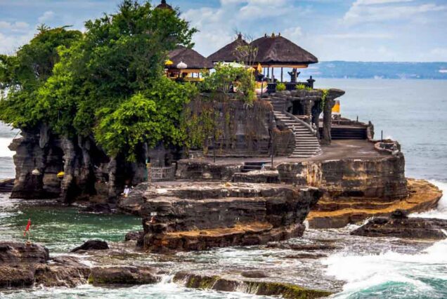 Tanah lot temple - Bali