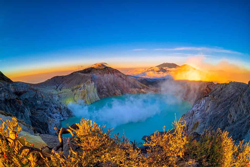 The Beauty of Ijen Crater Sunrise