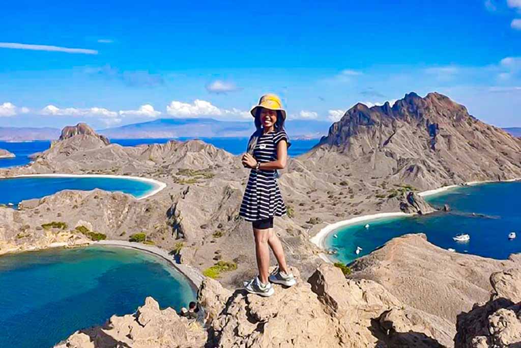 Komodo Islands Hopping - Labuhan Bajo Pickup at Padar Island