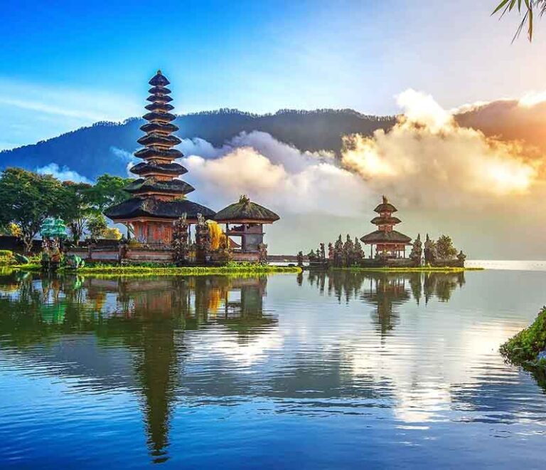 Ulun Danu Beratan Temple - Bali
