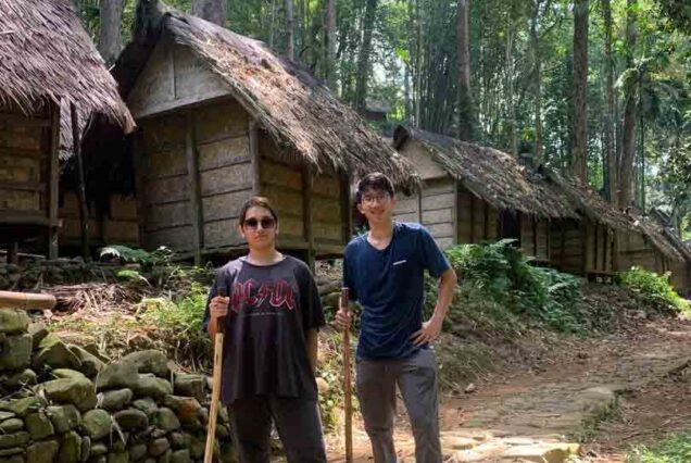 Entering Baduy village